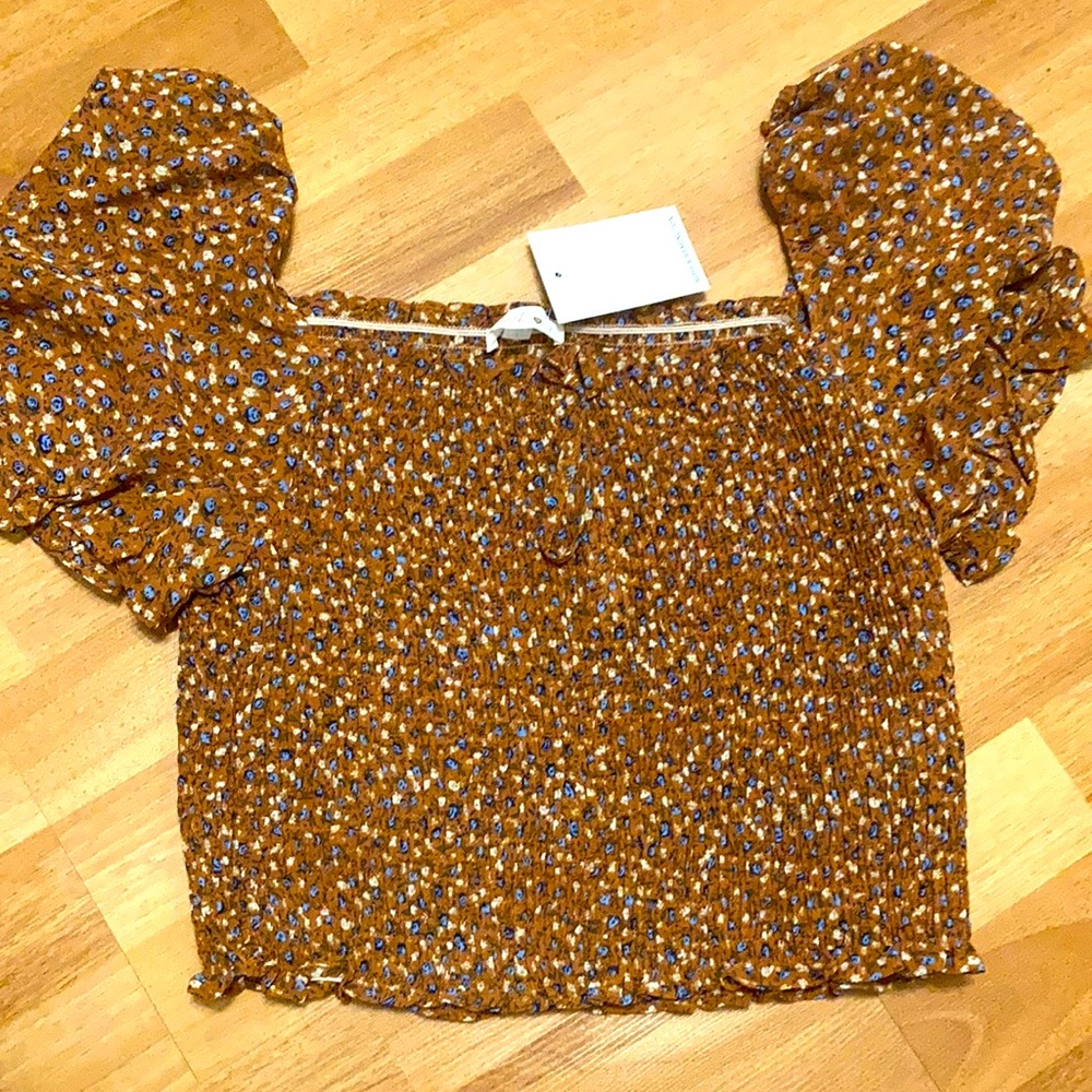 Rose and Remington Brownish milk maid top